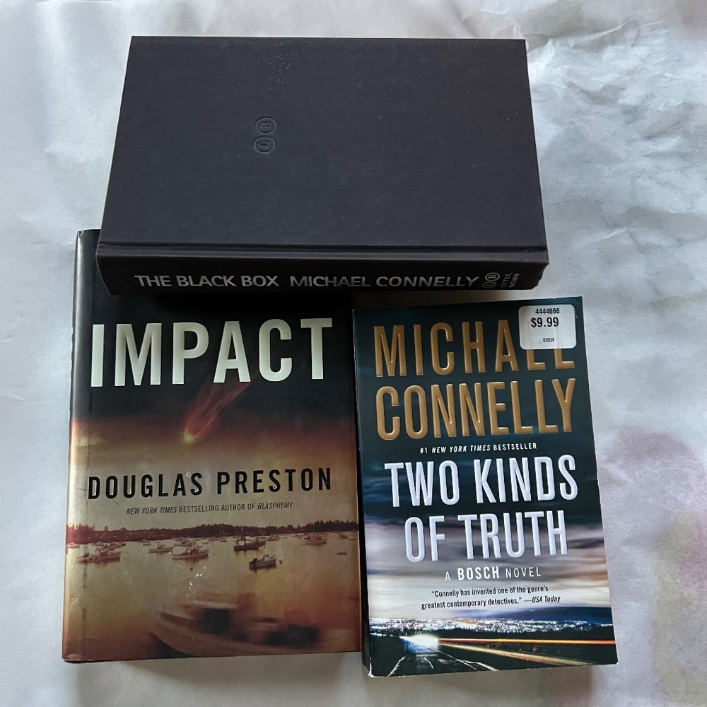 BARGAIN: 3 books; 2 by Michael Connelly and 1 by Douglas Preston